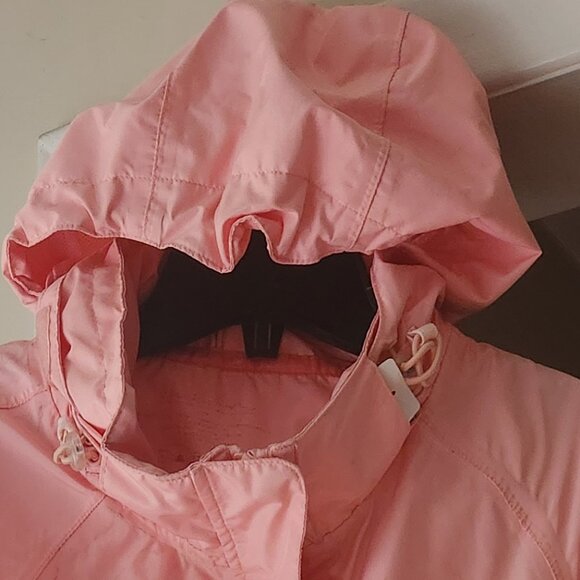 Wind River Rain jacket w/reflective piping, adj hood, pockets & full zipper - Picture 10 of 10